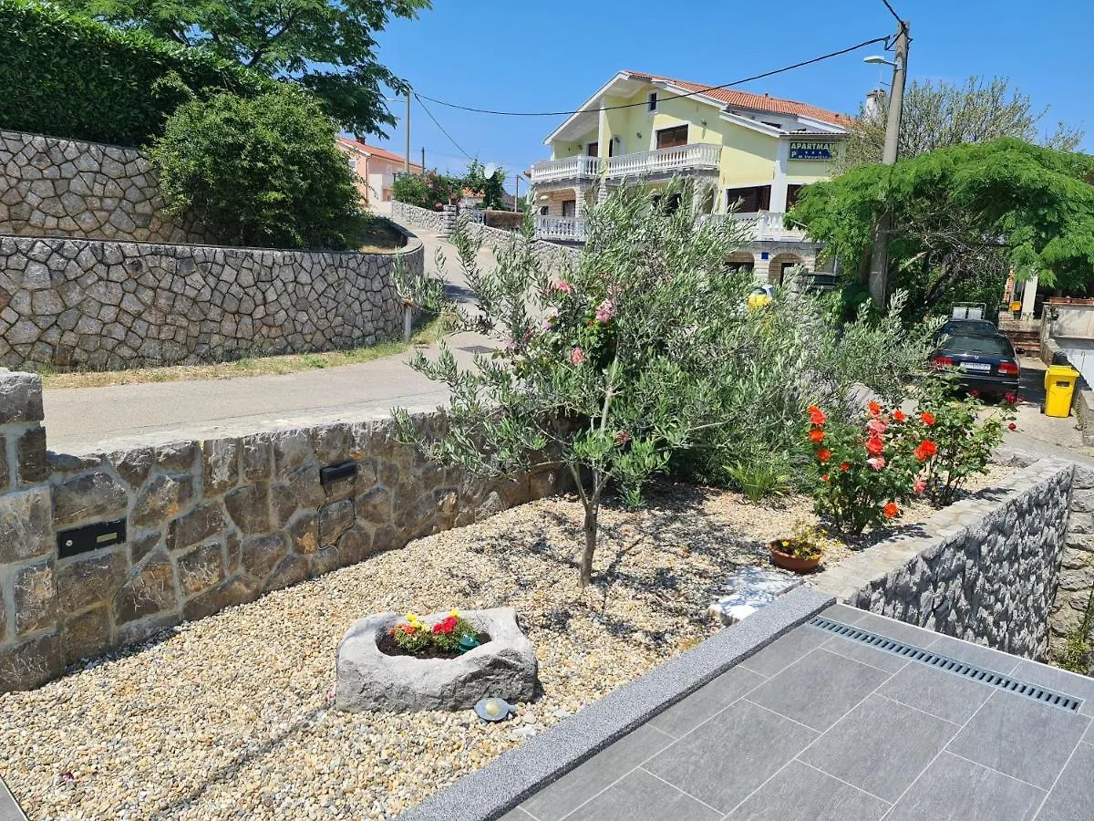 Apartments Jana Salatić